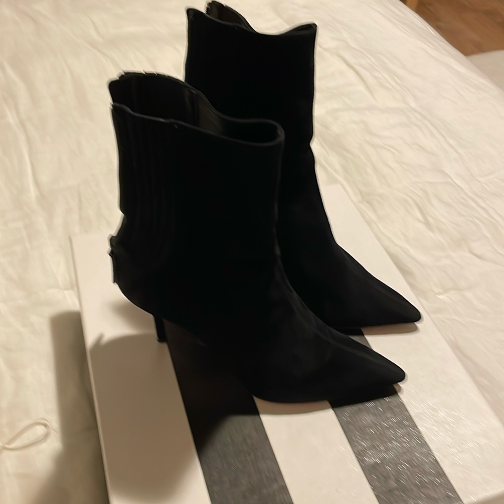 Aquazzura suede booties